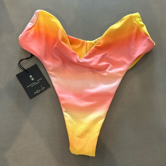 Skatie Sunrise Bikini Bottom - Picture 1 of 3